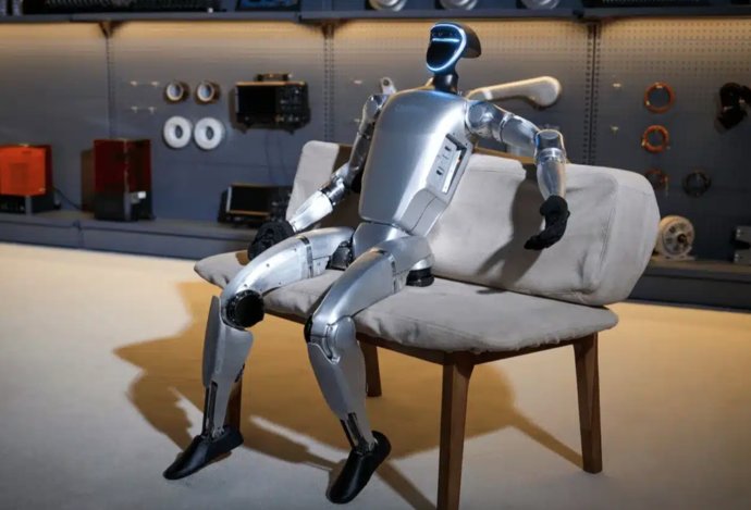 Photo Obratný humanoidný robot do domácnosti s prekvapivou cenou 