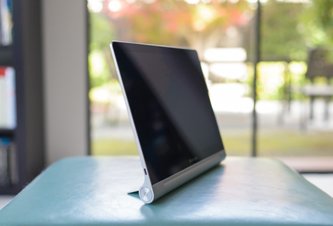 Photo Recenzia: 10-palcový tablet Lenovo Yoga Tablet 10 s výborným pomerom cena/výkon