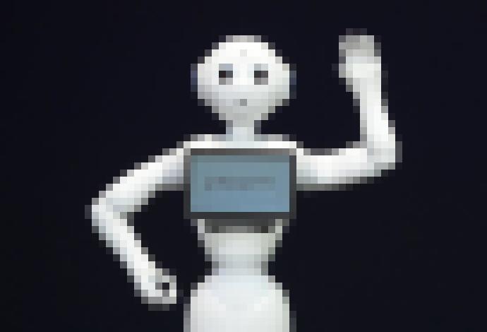 Photo Pepper, emocionálny robot, ktorý má rád ľudí a vie porozumieť ich gestám, mimike aj tónu hlasu