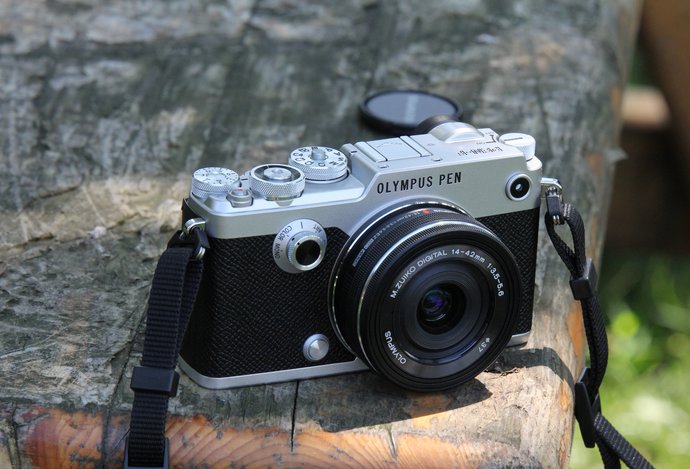 Photo Recenzia: Olympus PEN-F / Krásavec, ktorý aj výborne fotí