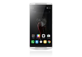 Photo Lenovo rozširuje ponuku smartfónov o model A7010, VIBE P1/P1 Pro a VIBE S1 Lite