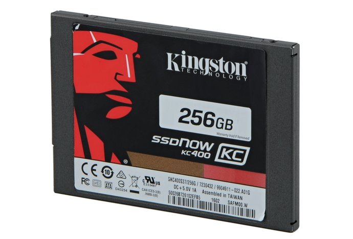 Photo SSD Kingston KC400 (256 GB): Podnikové SSD so zvýšenou spoľahlivosťou