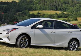 Photo Toyota Prius 2016 Active: Zakladateľ kategórie hybridov vo 4. generácii