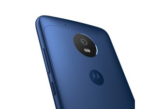 Photo Lenovo Moto G5 prichádza na Slovensko aj v exkluzívnej modrej farbe