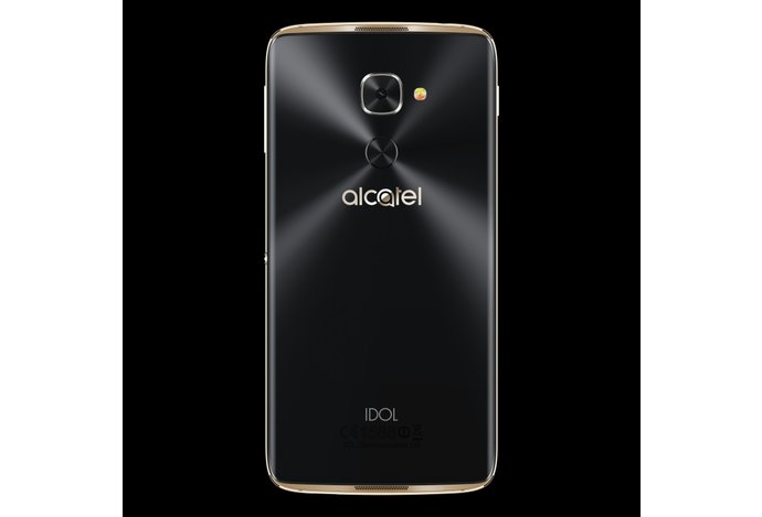 Photo ČR: Alcatel IDOL 4 PRO - smartphone s Windows 10, ktorý plnohodnotne zastúpi vaše PC