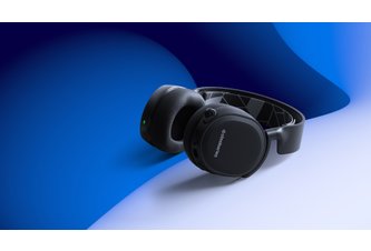 Photo Nová verze headsetu SteelSeries Arctis 3 umožňuje připojení přes kabel a Bluetooth zároveň