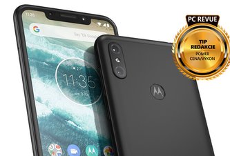 Photo Motorola One: Výkonný elegán za pár drobných