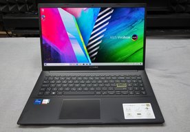 Photo ASUS Vivobook 15 OLED - štýlový notebook s OLED displejom