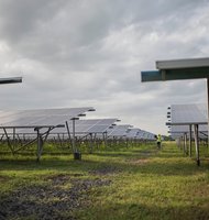 Photo Inovatívna technológia ochráni solárne panely pred krupobitím