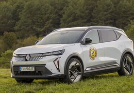 Photo Renault Scenic E-Tech / Rodinný švihák