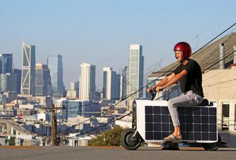 Photo Skúter Lightfoot získa vďaka solárnym panelom dojazd takmer 30 km