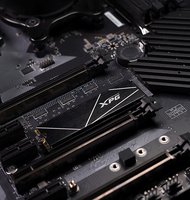 Photo ADATA XPG GAMMIX S70 BLADE 1 TB - rýchly SSD disk s rozhraním PCIe Gen4
