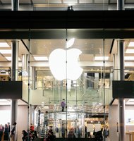Photo Apple vyrába iPhony v Číne nie kvôli lacnej pracovnej sile